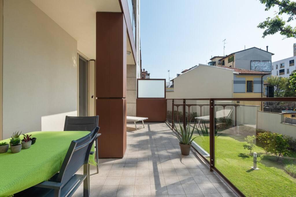 Easylife - Modern And Spacious Apt In Fiera City Life Milano Esterno foto
