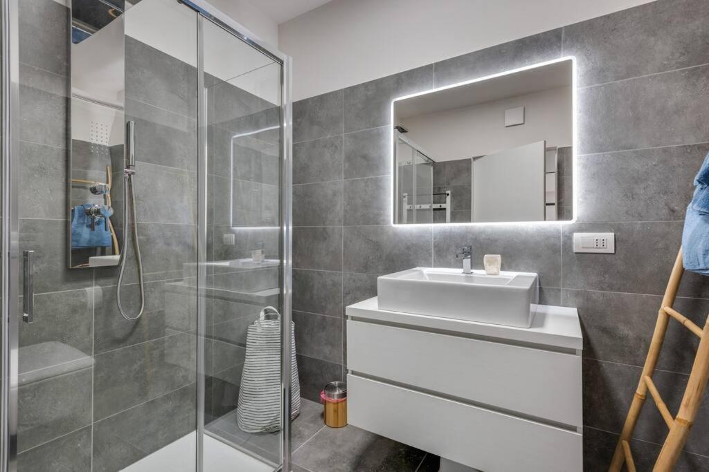 Easylife - Modern And Spacious Apt In Fiera City Life Milano Esterno foto